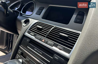Внедорожник / Кроссовер Audi Q7 2014 в 