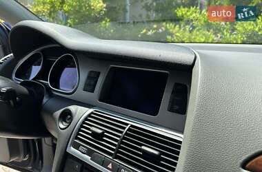 Внедорожник / Кроссовер Audi Q7 2014 в 