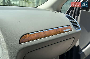Внедорожник / Кроссовер Audi Q7 2014 в 