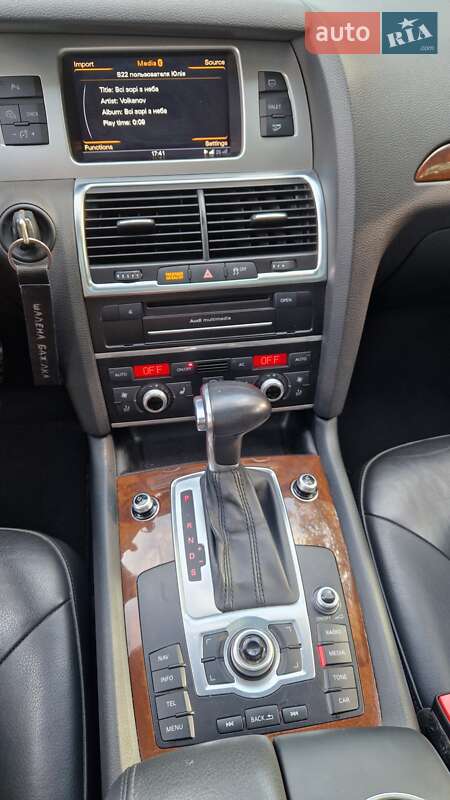 Внедорожник / Кроссовер Audi Q7 2012 в Чернигове