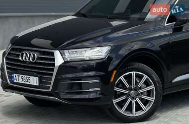 Внедорожник / Кроссовер Audi Q7 2016 в 