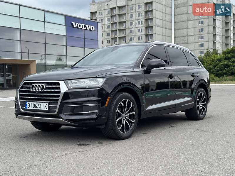 Внедорожник / Кроссовер Audi Q7 2017 в Киеве