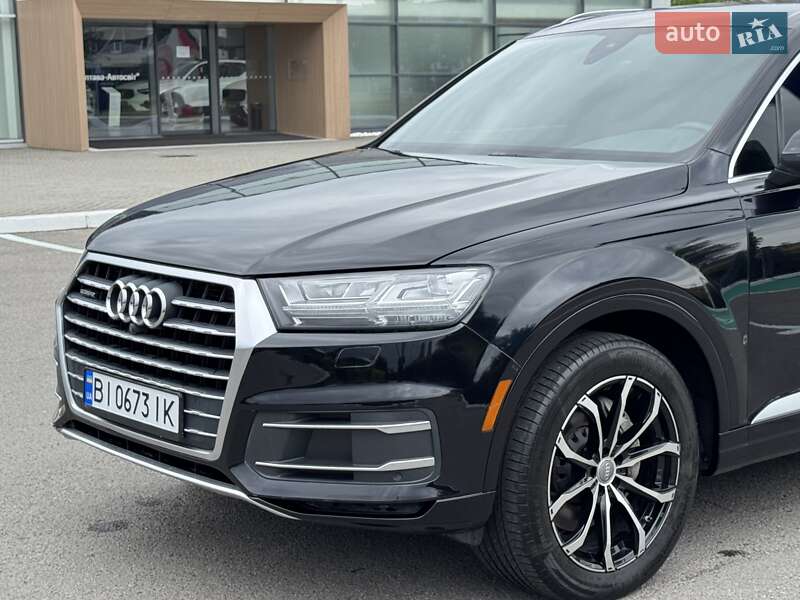 Внедорожник / Кроссовер Audi Q7 2017 в Киеве