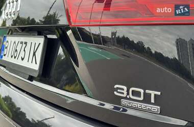 Позашляховик / Кросовер Audi Q7 2017 в 