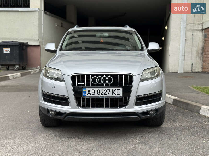 Позашляховик / Кросовер Audi Q7 2014 в Києві