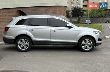 Внедорожник / Кроссовер Audi Q7 2014 в 