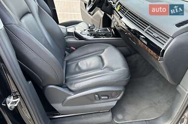 Внедорожник / Кроссовер Audi Q7 2017 в 