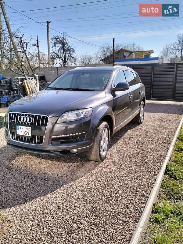Внедорожник / Кроссовер Audi Q7 2011 в Житомире