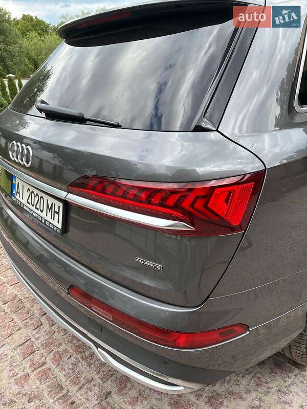 Внедорожник / Кроссовер Audi Q7 2020 в Фастове
