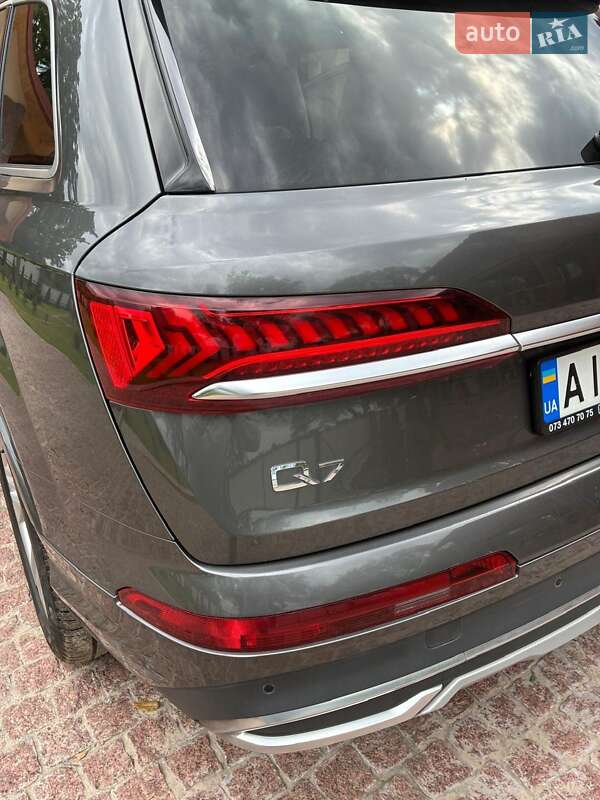 Внедорожник / Кроссовер Audi Q7 2020 в Фастове