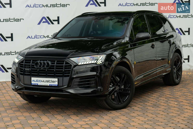 Внедорожник / Кроссовер Audi Q7 2020 в Киеве