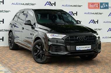 Внедорожник / Кроссовер Audi Q7 2020 в Киеве