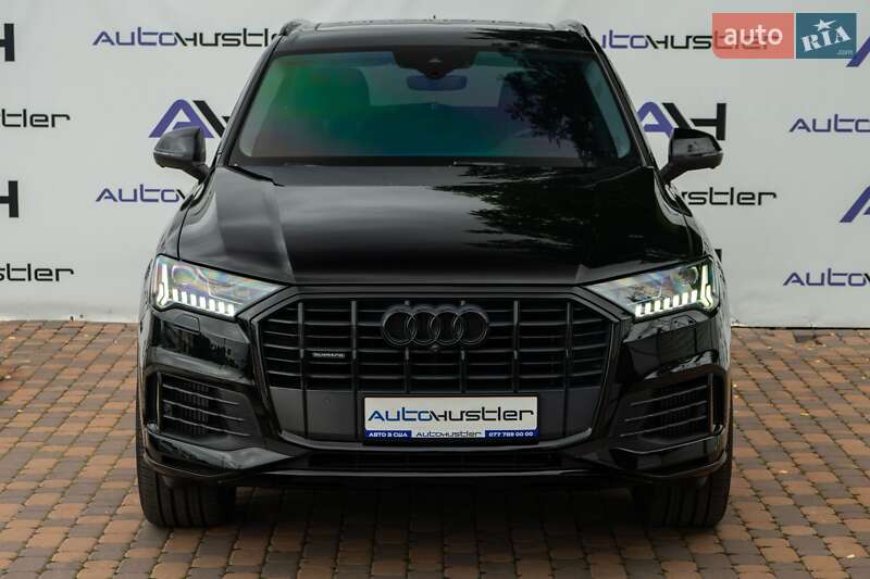 Внедорожник / Кроссовер Audi Q7 2020 в Киеве