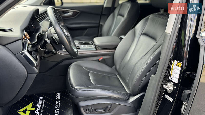 Позашляховик / Кросовер Audi Q7 2019 в Києві фото 18 Позашляховик / Кросовер Audi Q7 2019 в Києві