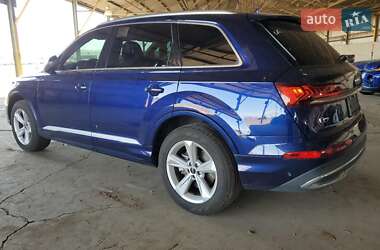 Внедорожник / Кроссовер Audi Q7 2022 в 