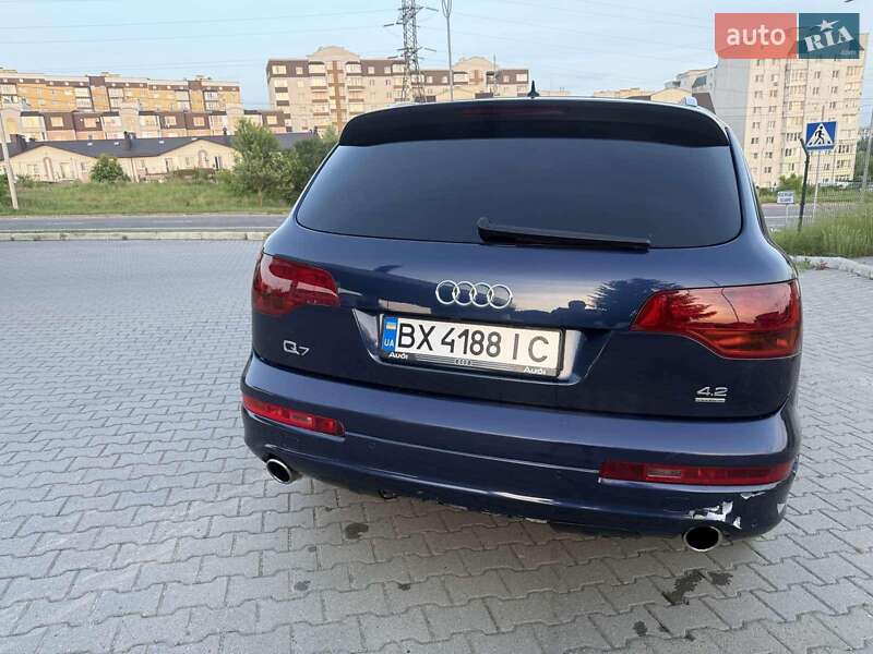 Позашляховик / Кросовер Audi Q7 2007 в Хмельницькому