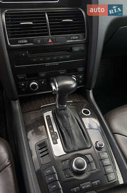 Внедорожник / Кроссовер Audi Q7 2006 в 