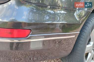 Внедорожник / Кроссовер Audi Q7 2011 в 