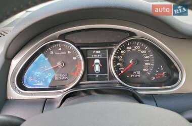 Внедорожник / Кроссовер Audi Q7 2011 в 