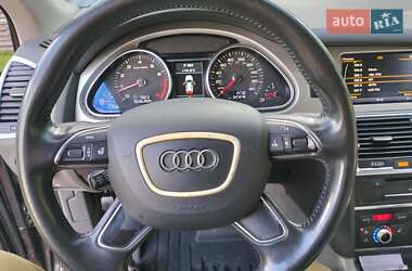 Внедорожник / Кроссовер Audi Q7 2011 в 
