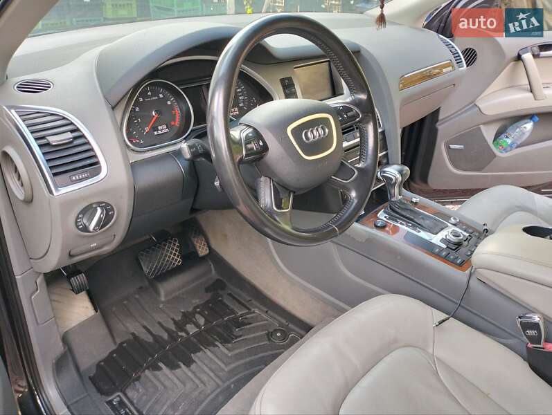 Внедорожник / Кроссовер Audi Q7 2011 в Житомире