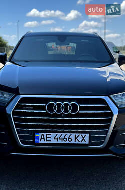 Внедорожник / Кроссовер Audi Q7 2017 в Днепре