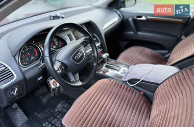 Внедорожник / Кроссовер Audi Q7 2012 в 