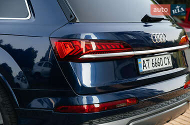 Внедорожник / Кроссовер Audi Q7 2020 в 
