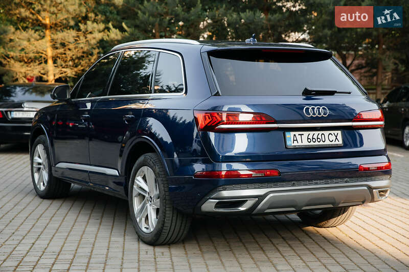 Позашляховик / Кросовер Audi Q7 2020 в Івано-Франківську