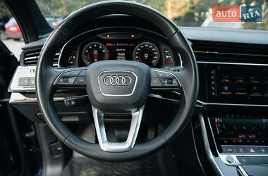 Внедорожник / Кроссовер Audi Q7 2020 в 