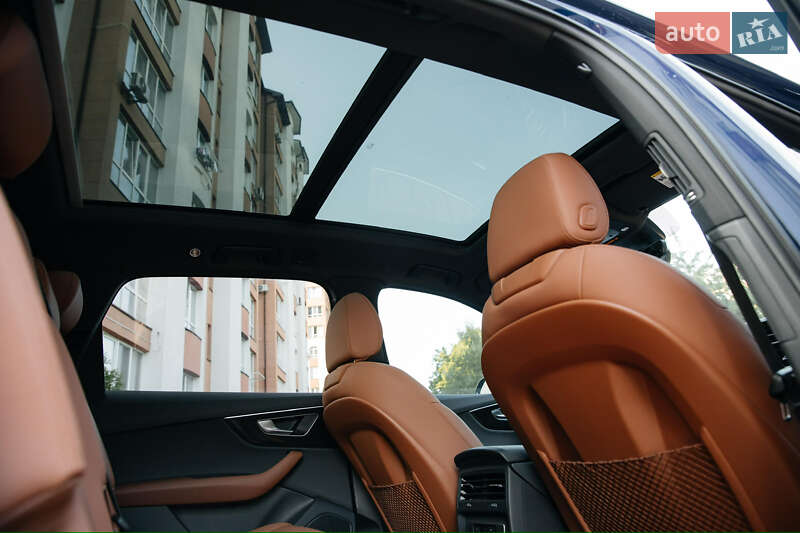 Позашляховик / Кросовер Audi Q7 2020 в Івано-Франківську