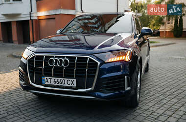 Внедорожник / Кроссовер Audi Q7 2020 в 