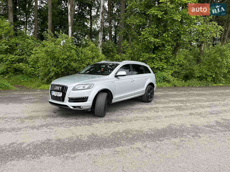 Позашляховик / Кросовер Audi Q7 2015 в Львові