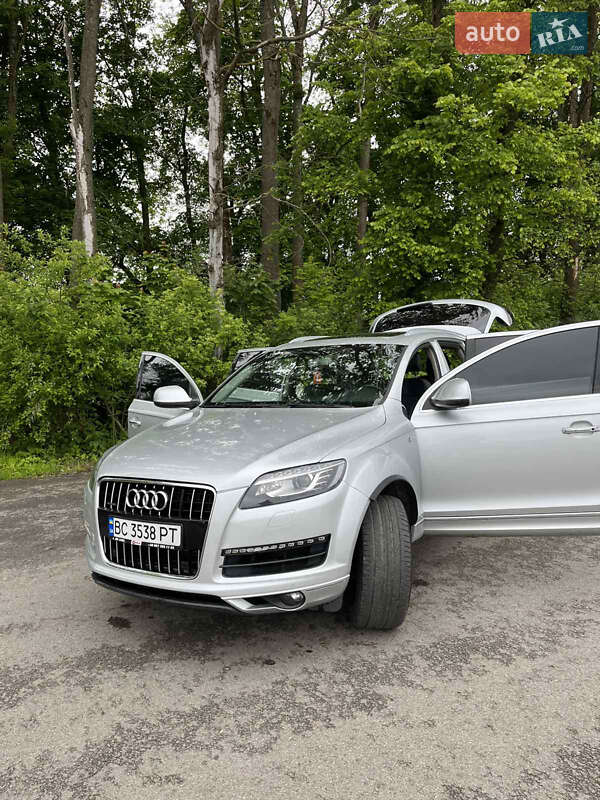 Позашляховик / Кросовер Audi Q7 2015 в Львові