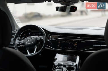 Внедорожник / Кроссовер Audi Q7 2019 в 