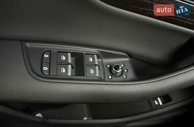 Внедорожник / Кроссовер Audi Q7 2021 в 