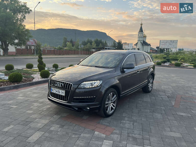 Позашляховик / Кросовер Audi Q7 2010 в Хусті