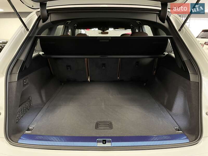 Позашляховик / Кросовер Audi Q7 2024 в Львові фото 23 Позашляховик / Кросовер Audi Q7 2024 в Львові