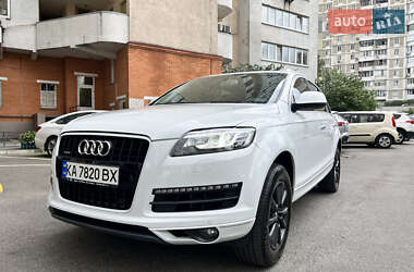 Внедорожник / Кроссовер Audi Q7 2012 в 
