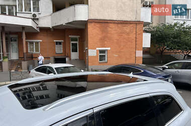 Внедорожник / Кроссовер Audi Q7 2012 в 