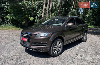 Позашляховик / Кросовер Audi Q7 2014 в 