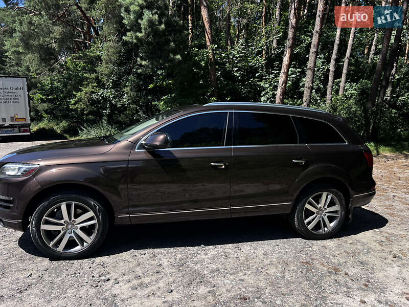 Внедорожник / Кроссовер Audi Q7 2014 в Владимире