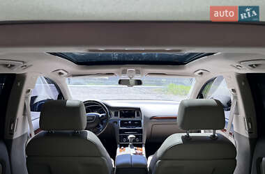 Позашляховик / Кросовер Audi Q7 2014 в 