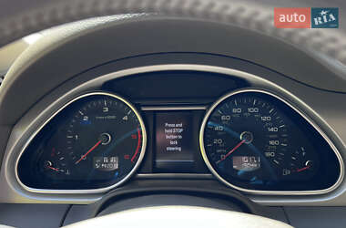 Позашляховик / Кросовер Audi Q7 2014 в 