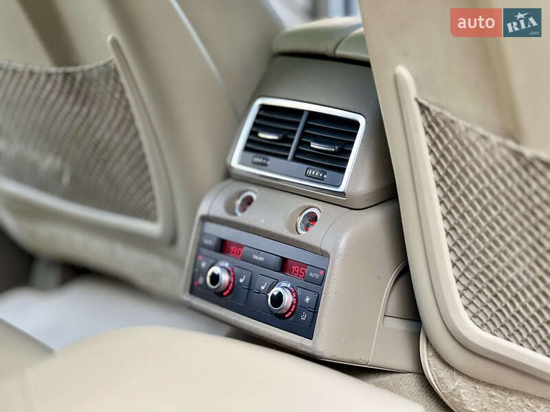 Внедорожник / Кроссовер Audi Q7 2011 в Киеве
