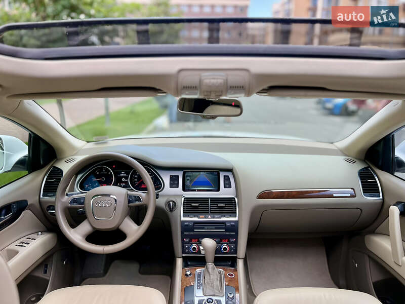 Внедорожник / Кроссовер Audi Q7 2011 в Киеве
