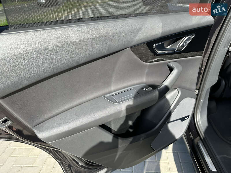 Внедорожник / Кроссовер Audi Q7 2017 в Луцке