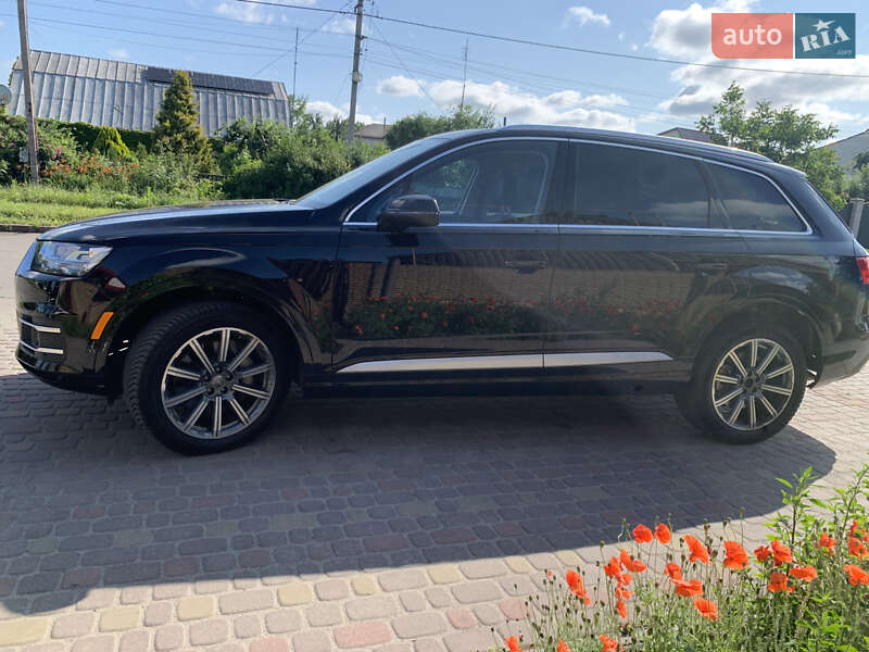 Позашляховик / Кросовер Audi Q7 2018 в Фастові