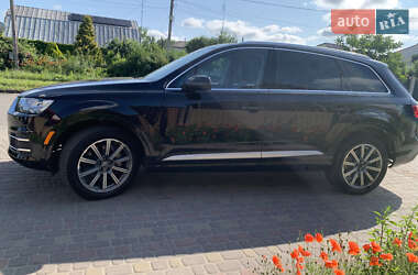 Внедорожник / Кроссовер Audi Q7 2018 в 