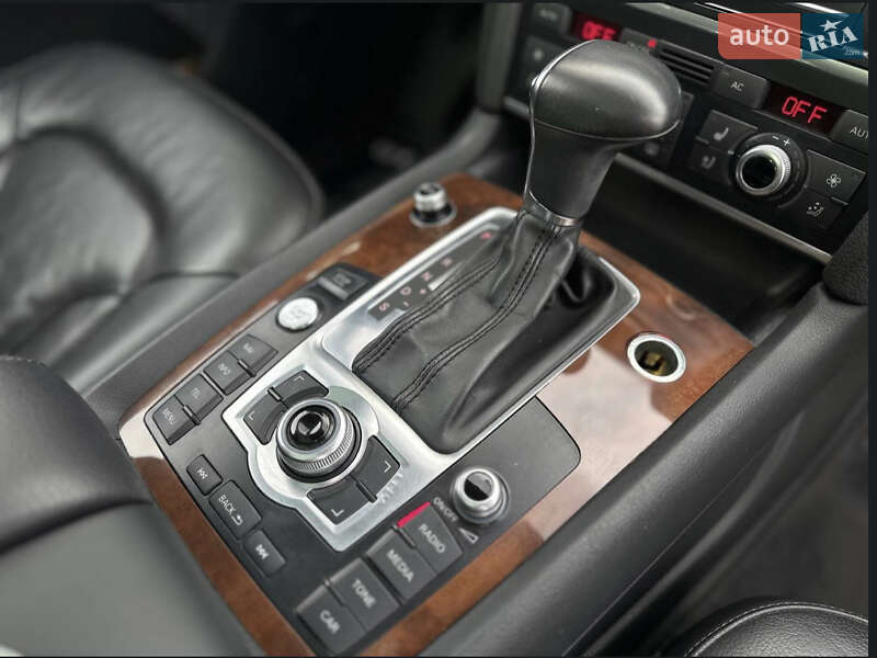 Позашляховик / Кросовер Audi Q7 2012 в Чернівцях фото 9 Позашляховик / Кросовер Audi Q7 2012 в Чернівцях